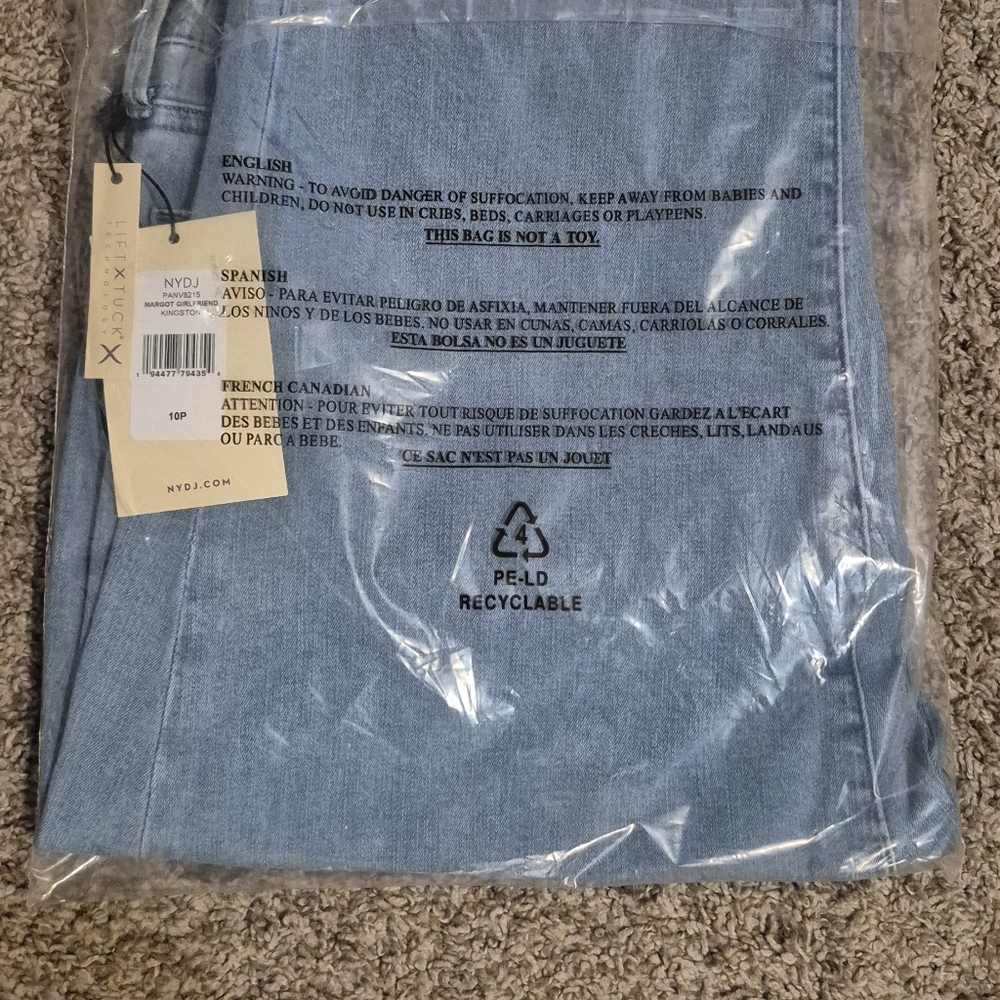 NWT NYDJ Margot Girlfriend Jeans With Roll Cuffs. - Picture 6 of 9